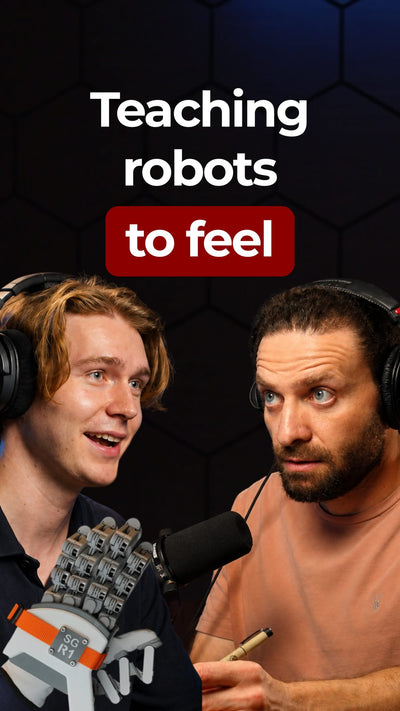 🎙 On our latest podcast, Jordan Scholtes from @senseglove joins our CEO, Taron Khachatryan, to talk about why force feedback is reshaping how robots learn to manipulate objects.  Full episode in our bio 🔗  #forcefeedback #robothand #teleoperation #robotic