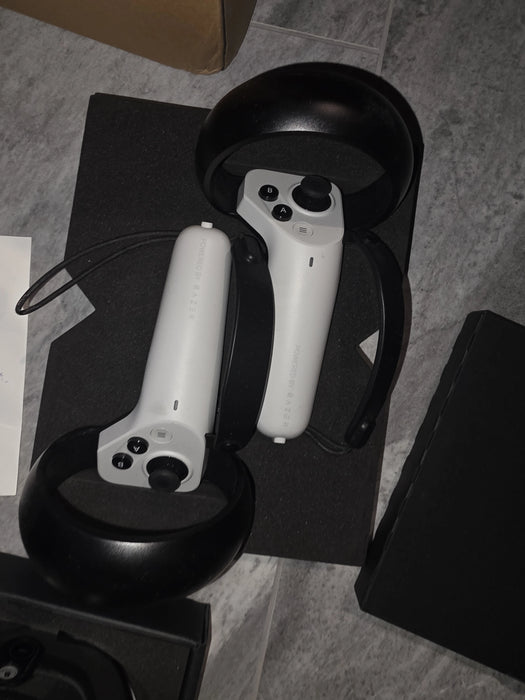 Pair of Varjo Controllers powered by Razer included with the pre-owned XR-4 Focal Edition